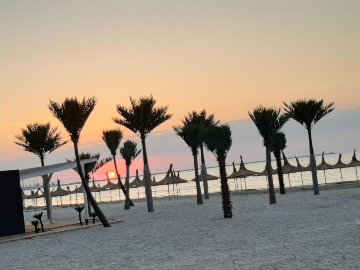 Zev- Cataleya Mamaia Nord Năvodari Exterior foto